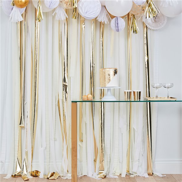 Gold Mix Streamer Backdrop