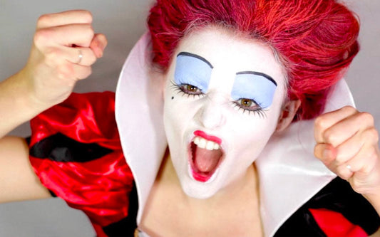 Easy Queen of Hearts Make-Up Tutorial