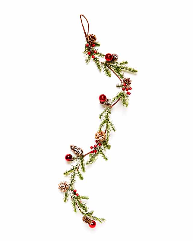Red Berry and Pine Foilage Garland - 1.45m – product image 1