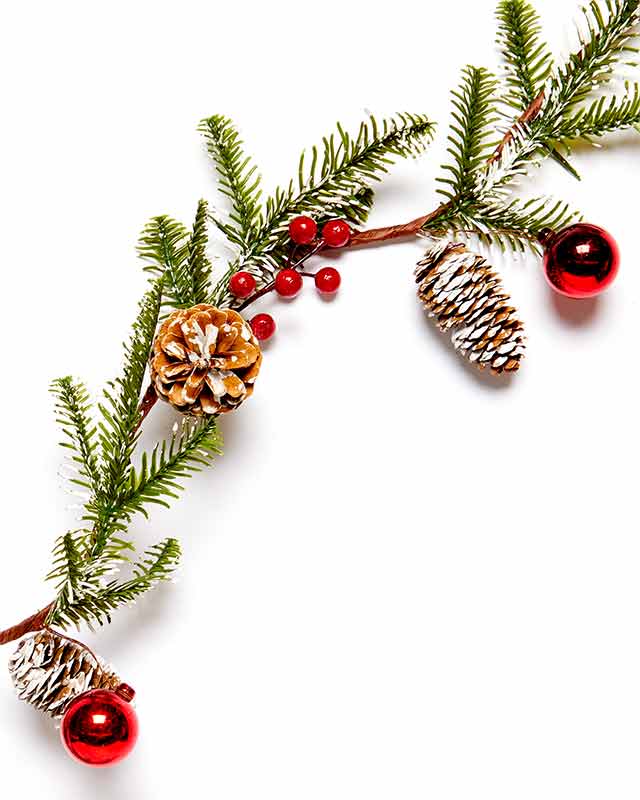 Red Berry and Pine Foilage Garland - 1.45m