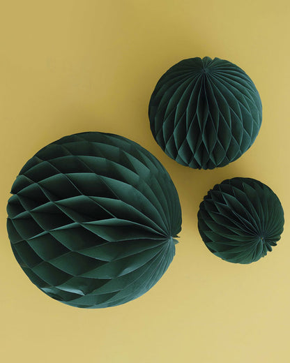 Green Paper Honeycomb Hanging Decorations (3pk)