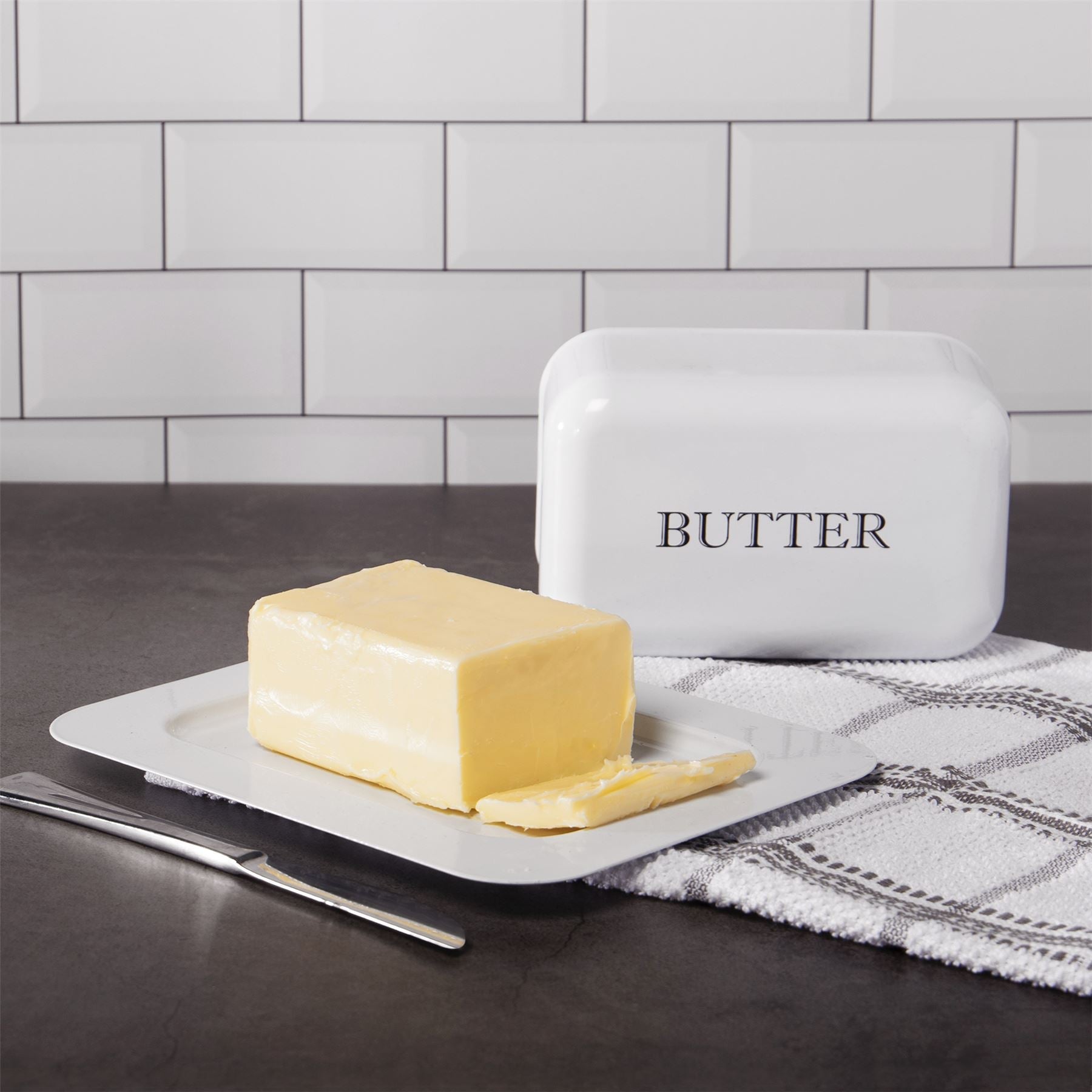 Butter Dish with Lid in White | M&W	