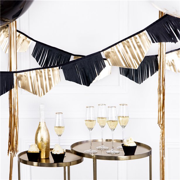 Black & Gold Scalloped Fringe Garland - 3m – product image 2