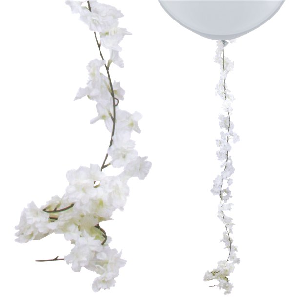 White Blossom Floral Garland - 2.1m – product image 1