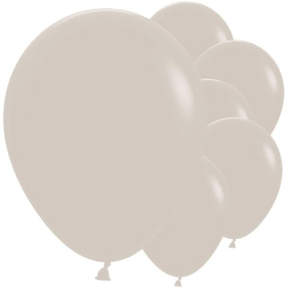 Fashion White Sand Sempertex Latex Balloons - 18" (25pk)