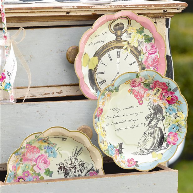 Alice in Wonderland Plates - 17cm (12pk) – product image 2