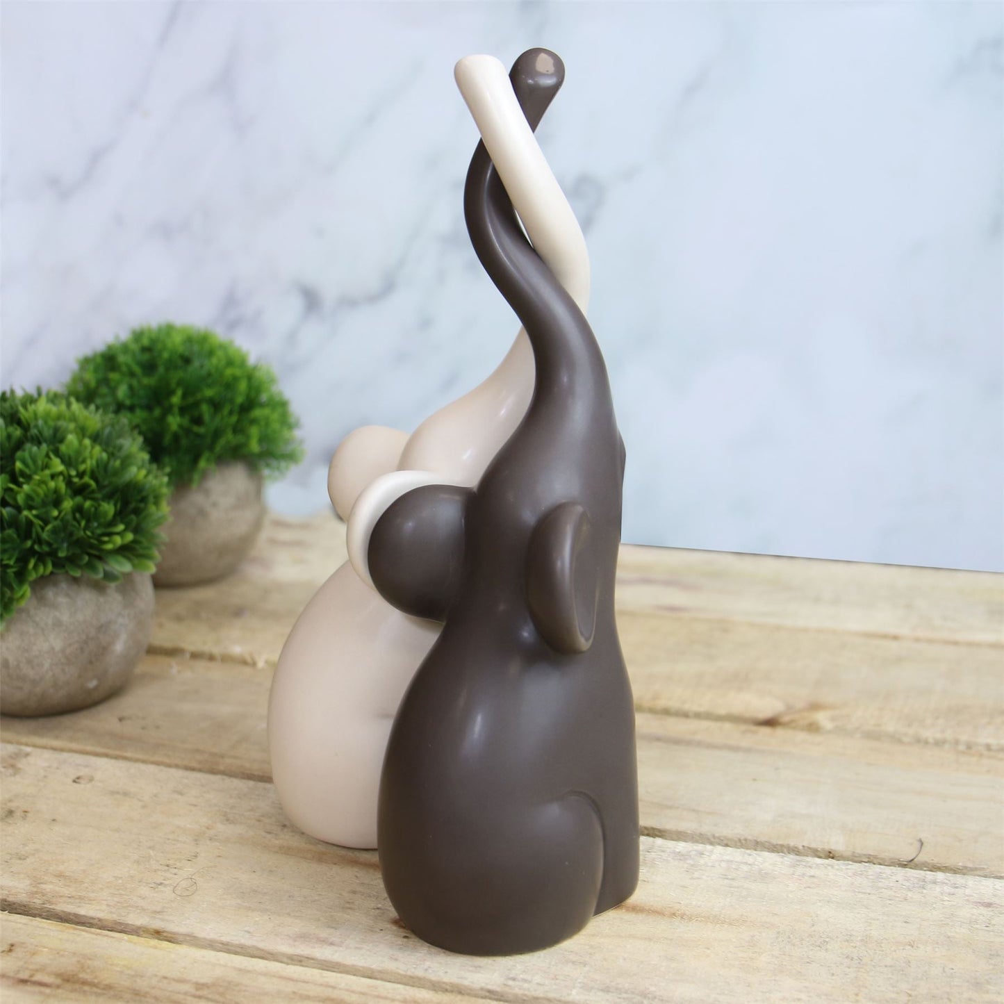 Loving Elephants Ornaments | M&W	