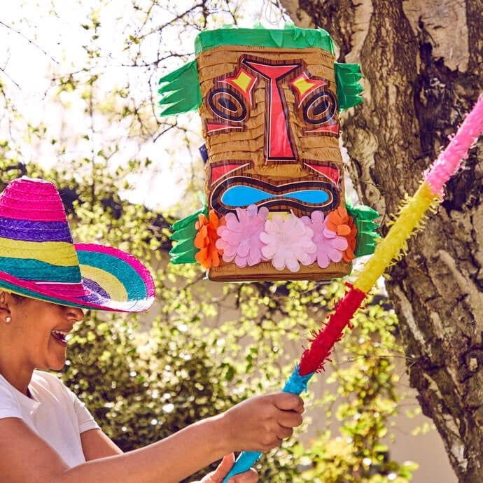30 Summer Party Games the Whole Family Will Love – Party Delights ...