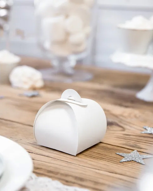 White Paper Favour Boxes - 6.6cm x 5.5cm (10pk) – product image 1