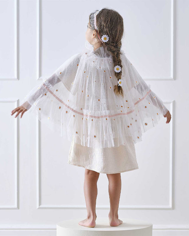 Daisy Cape