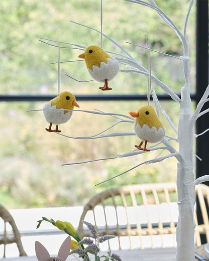 Hanging Felt Chicks (3pk)