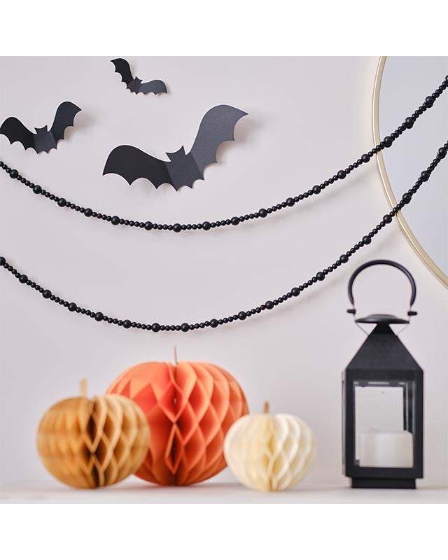 Black Wooden Beads Garland – product image 1