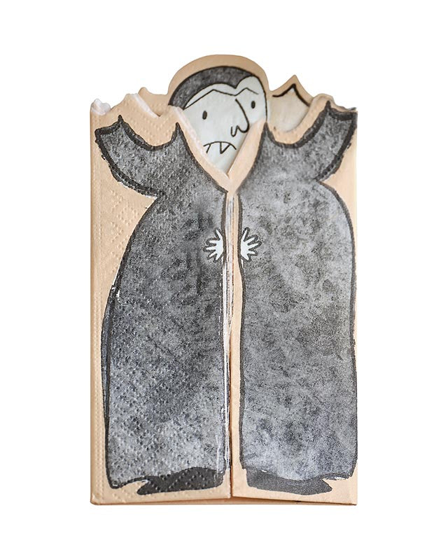Fold out Dracula Paper Napkins (16pk)