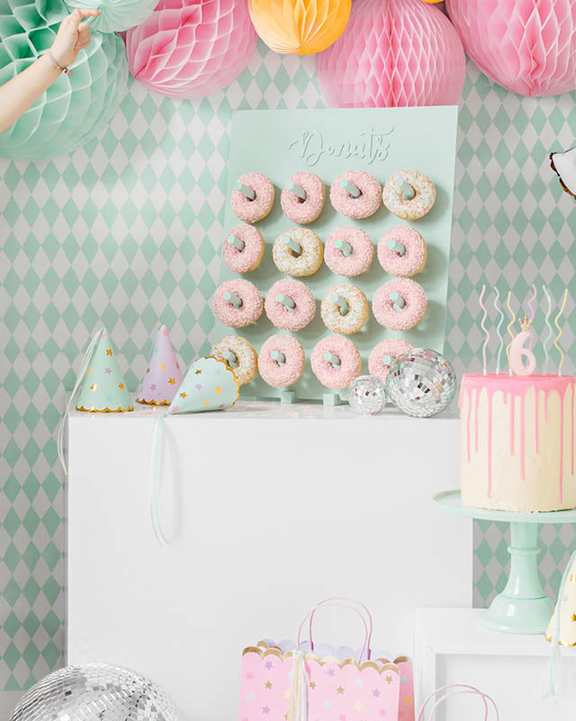 Star print Party Hats with Ribbons (6pk)