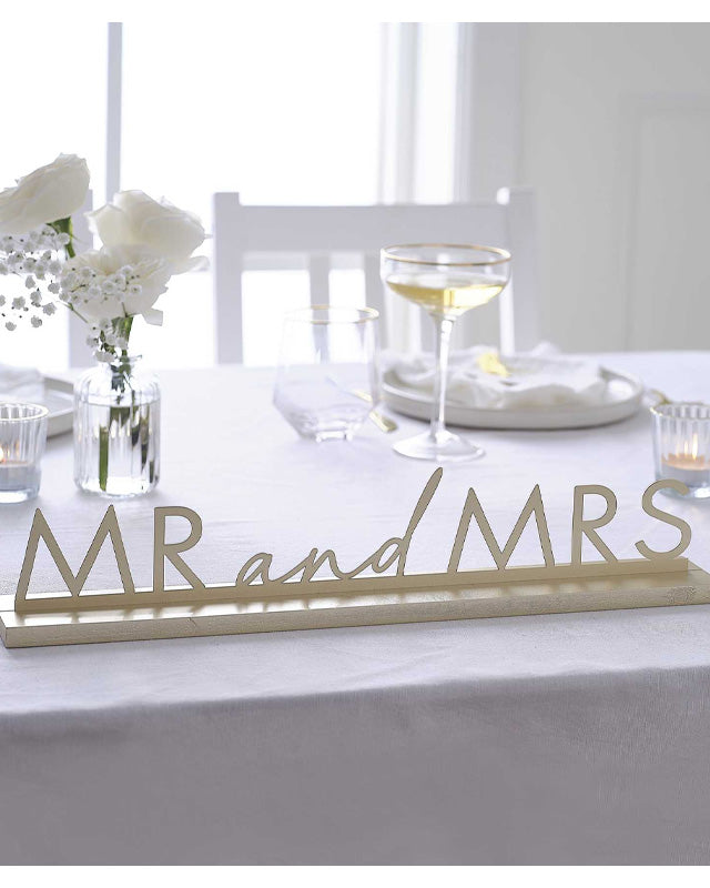 Gold Metal 'Mr and Mrs' Sign - 7.5cm x 42.5cm