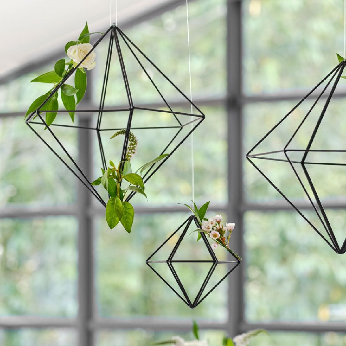 Black Metal Geometric Hanging Decoration - 15cm