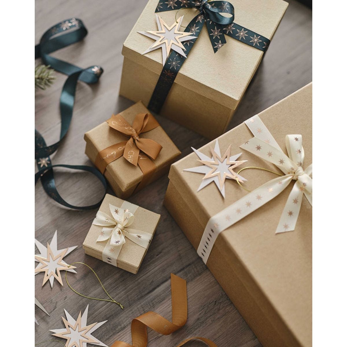 Star Gift Wrap Set