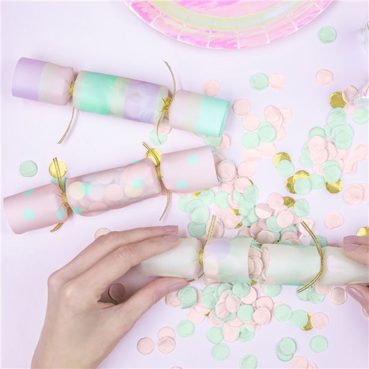 Iridescent Confetti Crackers - 17cm (6pk)