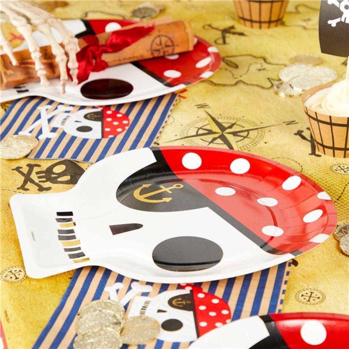 Treasure Island Pirate Skull shaped Plates - 26cm (8pk)