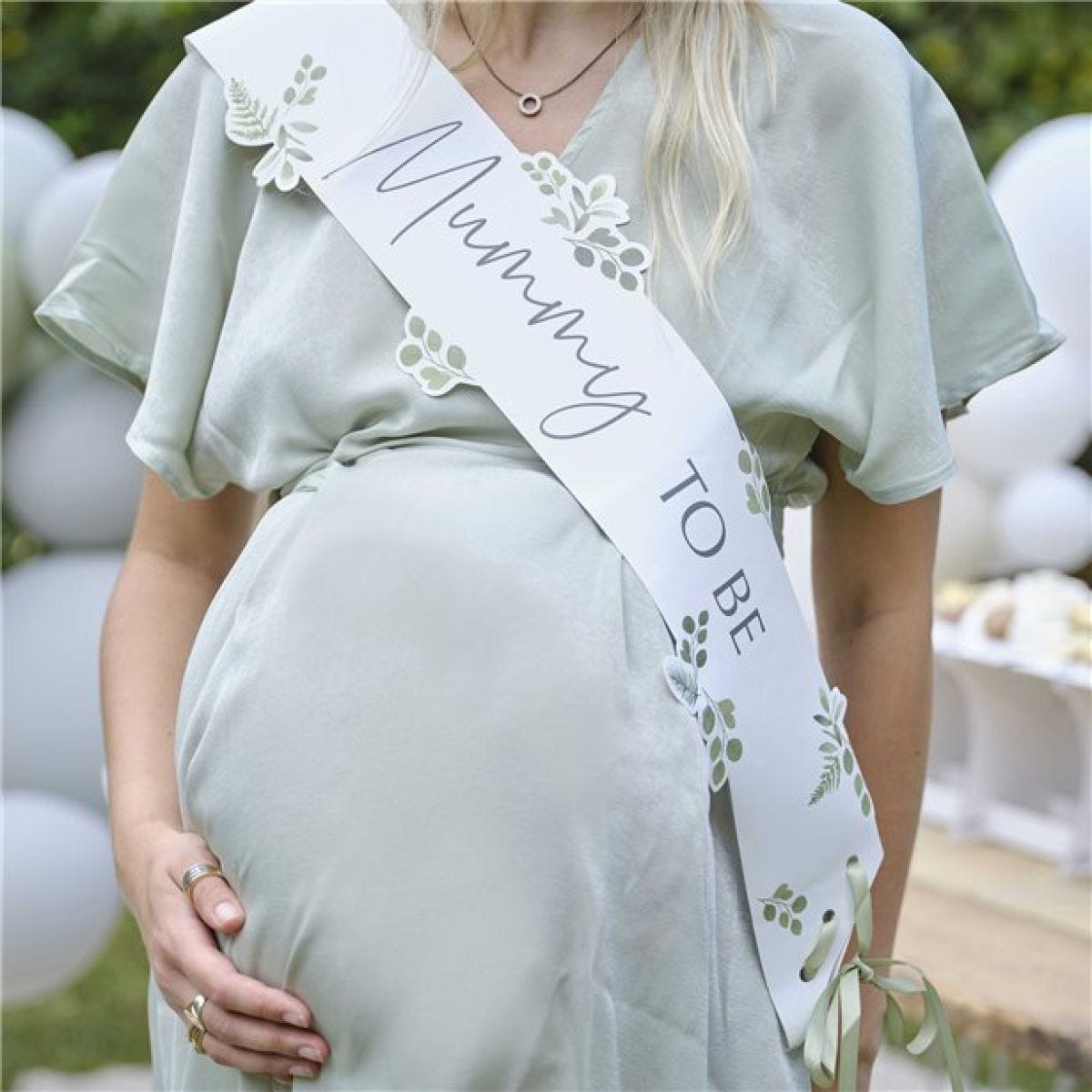 Botanical &apos;Mummy To Be&apos; Sash