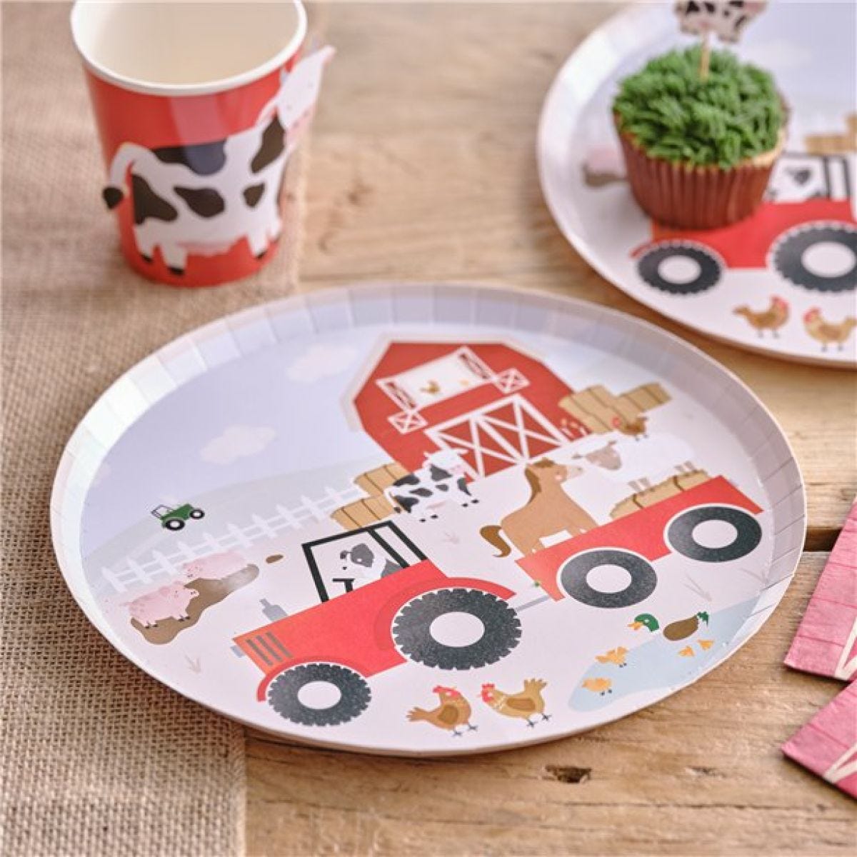 Farm Friends Paper Plates - 25cm