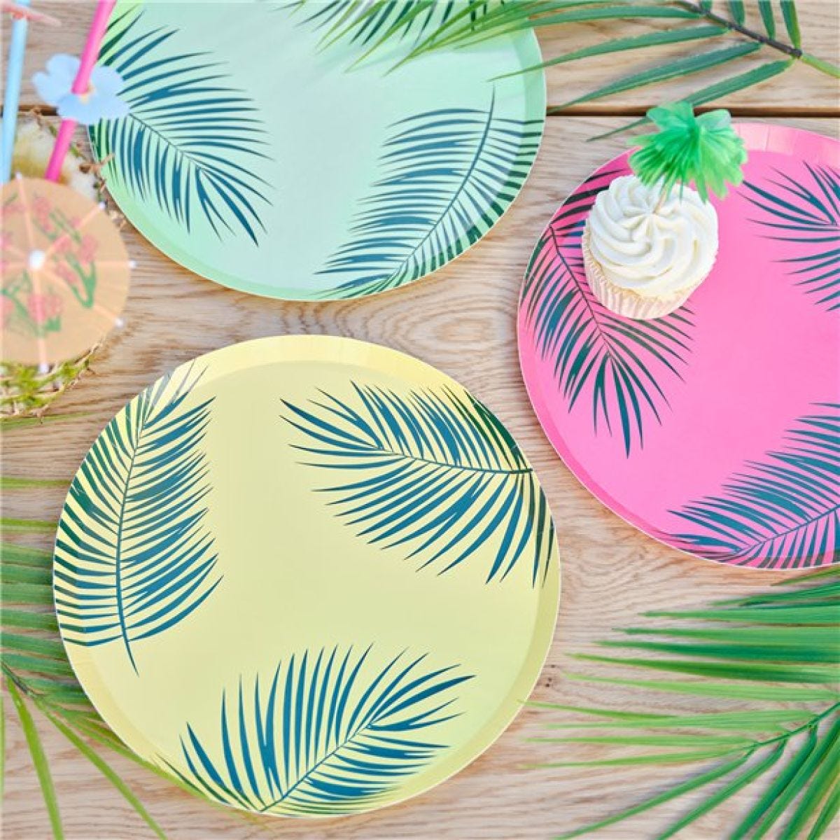Tiki Tropics Assorted Paper Plates
