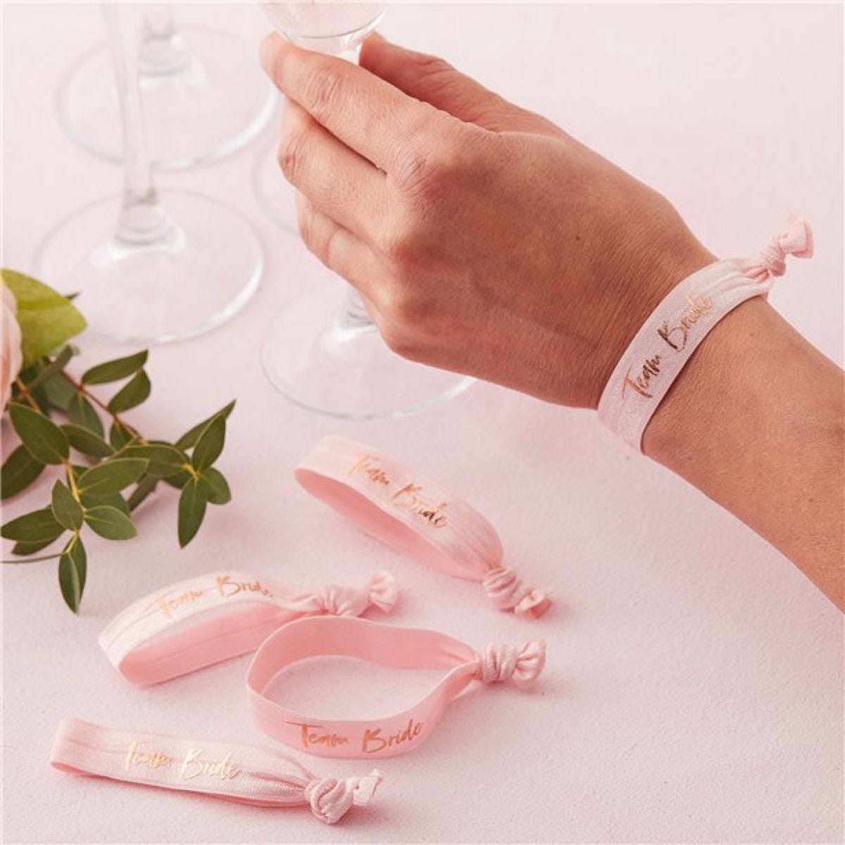 Floral Hen Party &apos;Team Bride&apos; Rose Gold Foiled Wristbands (5pk)