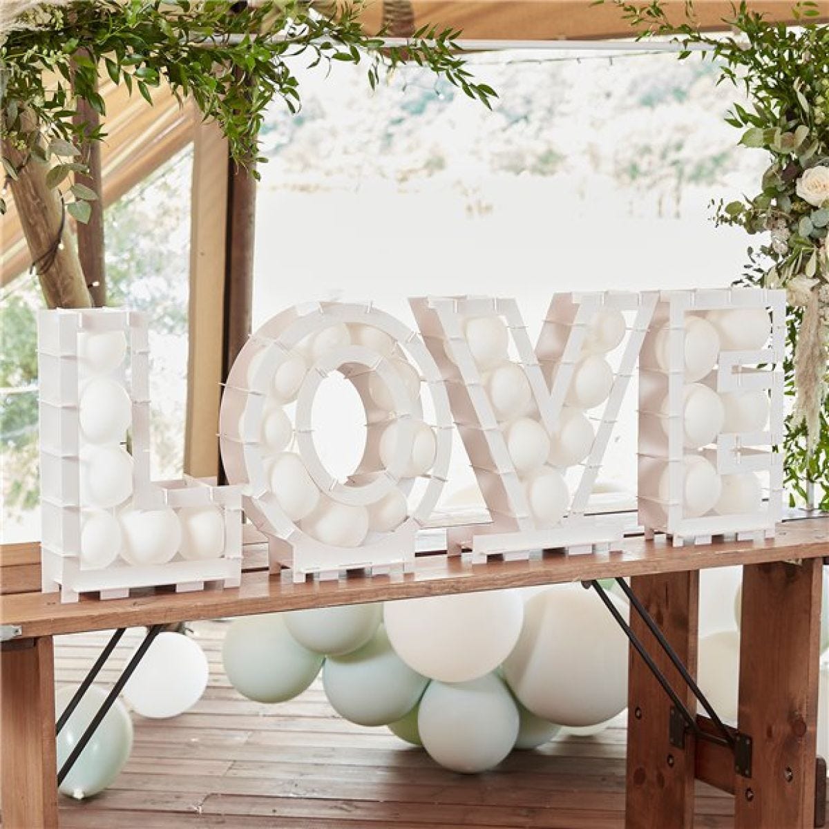 Love Balloon Mosaic Stand