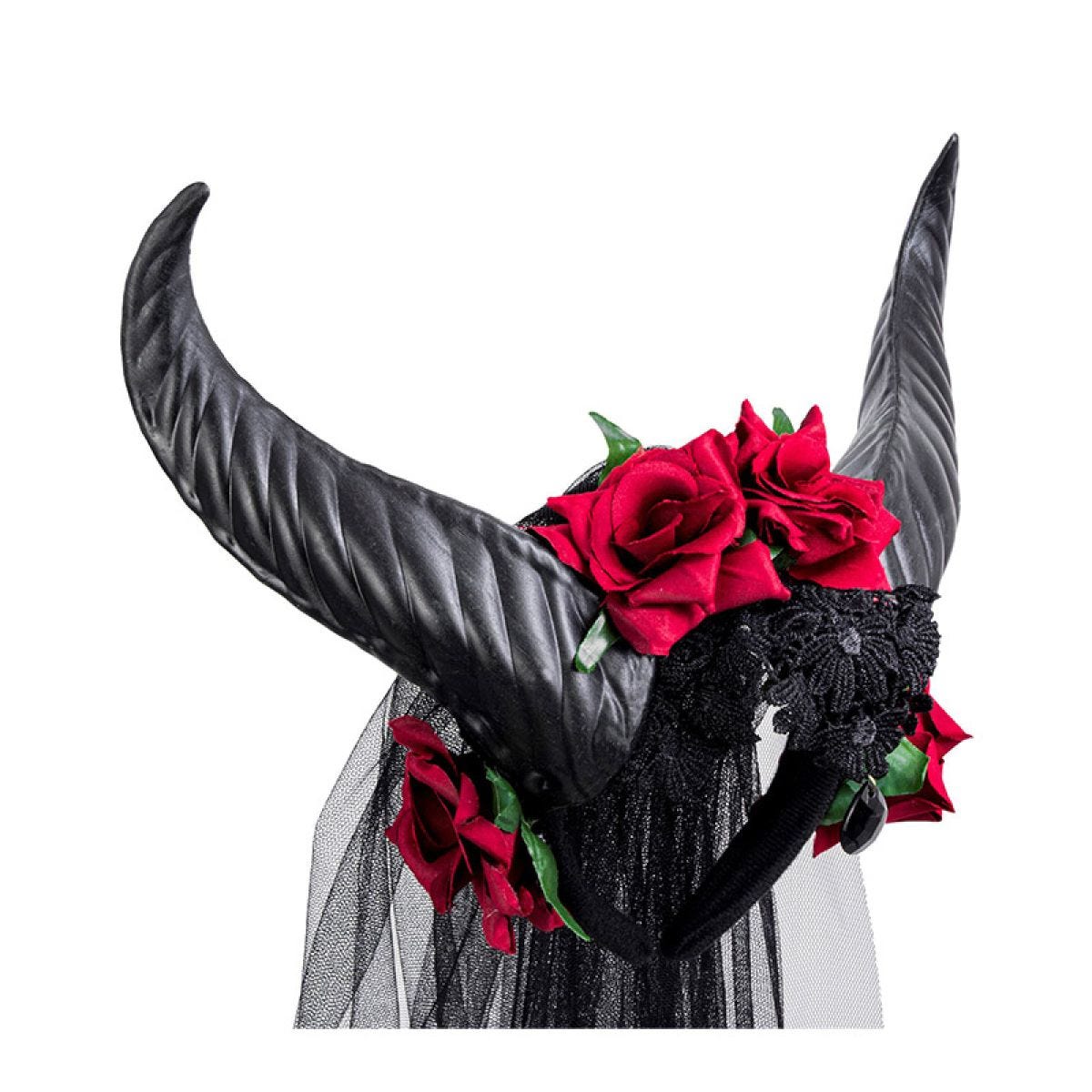 Bridal Veil With Horns
