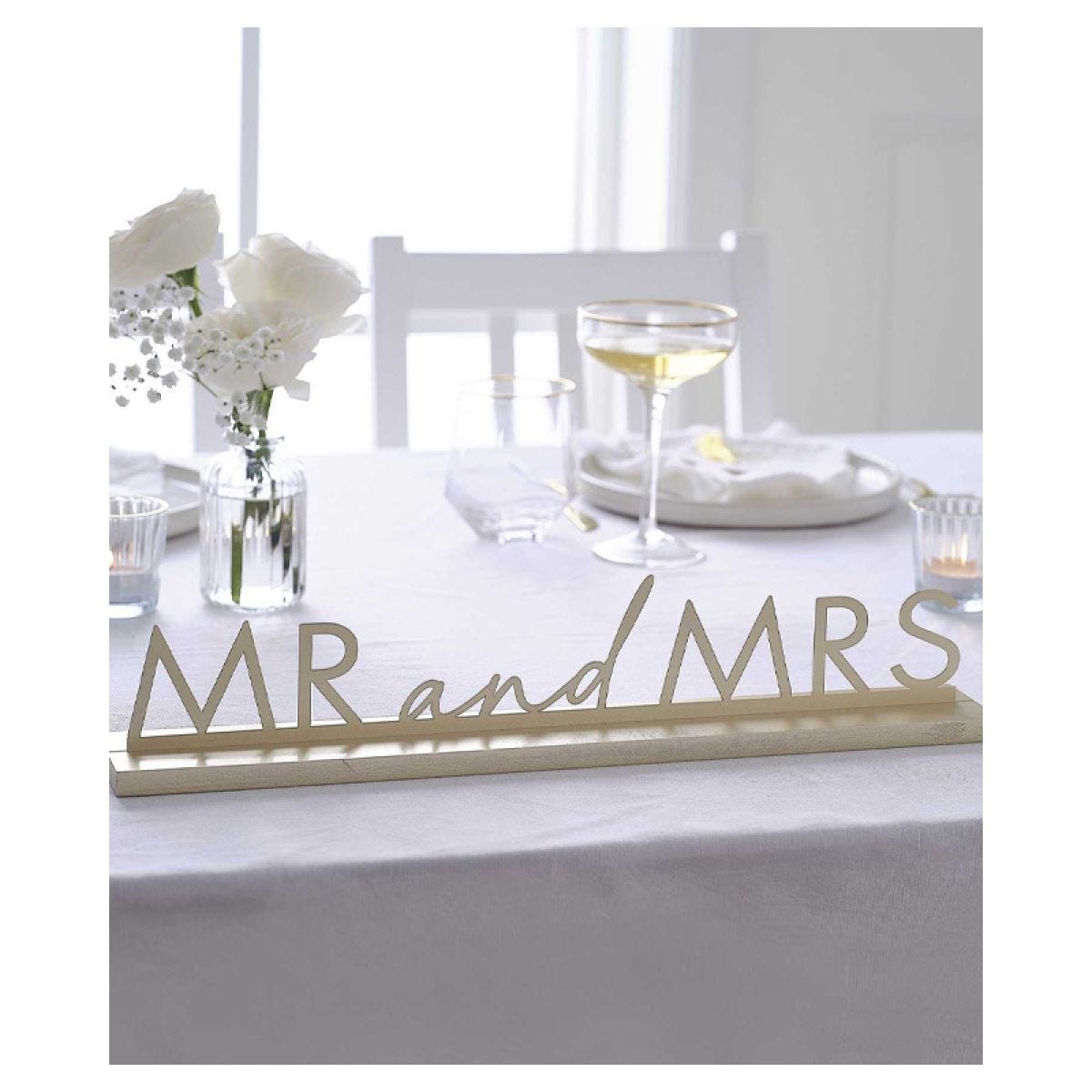 Gold Metal &apos;Mr and Mrs&apos; Sign - 7.5cm x 42.5cm
