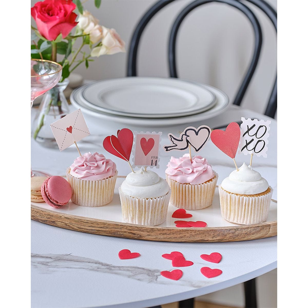 Valentine&apos;s Cupcake Toppers (12pk)