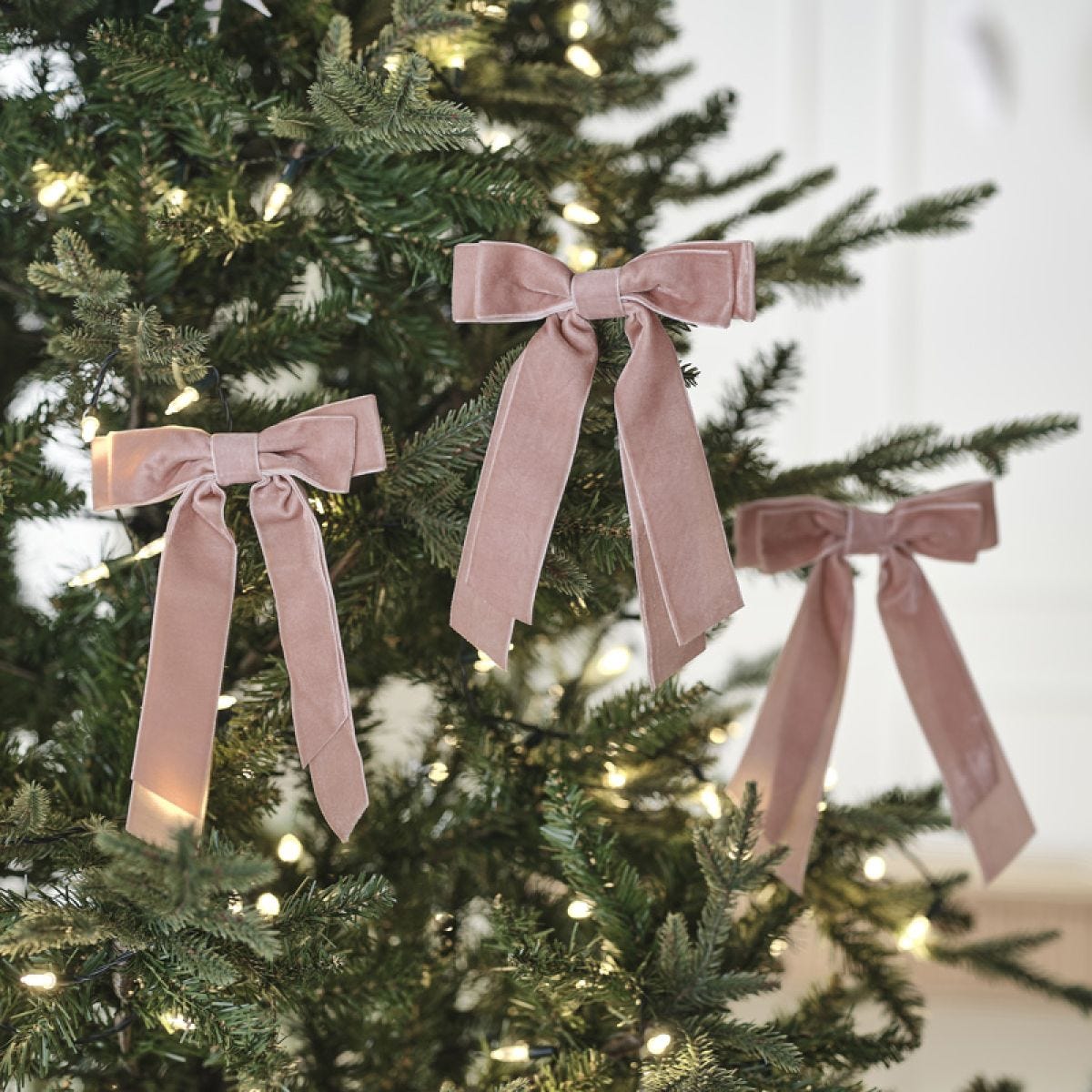 Velvet Clip On Bows - Tree Decs - Pink