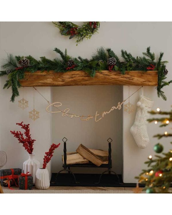 Pine Cones &amp; Berries Foliage Garland - 1.8m
