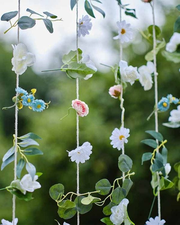 Hanging Flower Backdrop - 1.8m (12pk)