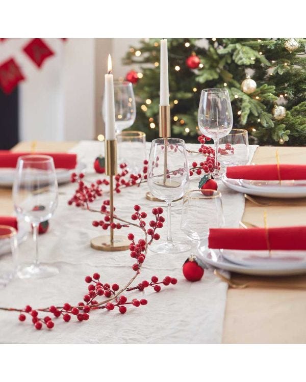 Red Berries Foliage Garland - 1.8m