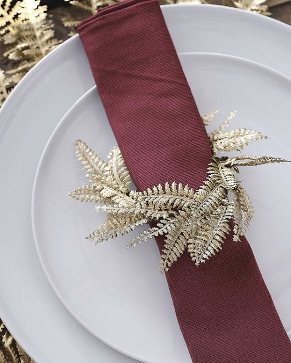 Gold Wreath Napkin Rings (4pk)