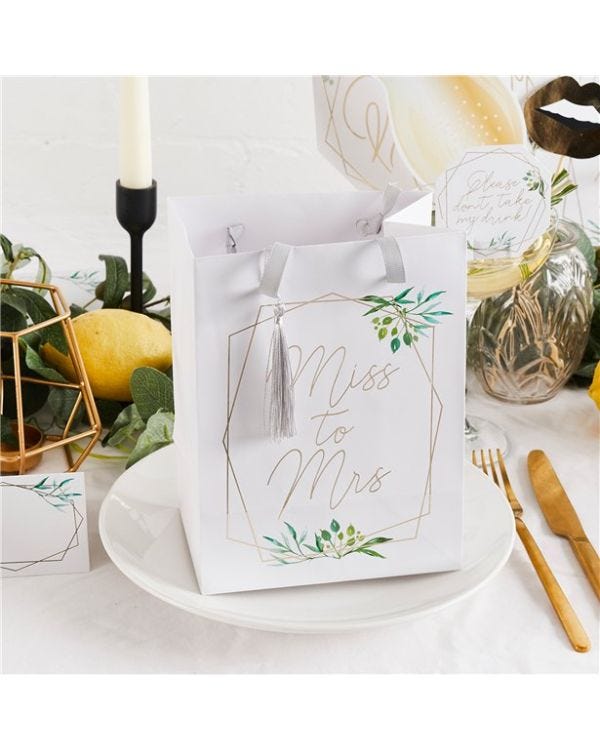 Botanical Hen Miss To Mrs Paper Party Bags (5pk)