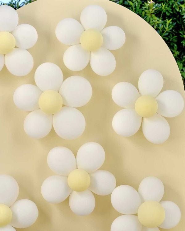 Ditsy Daisy White &amp; Yellow Daisy Balloons Set - 10&quot; Latex (42pk)