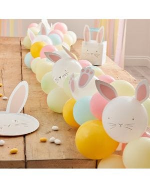 Balloons &amp; Bunnies Table Runner